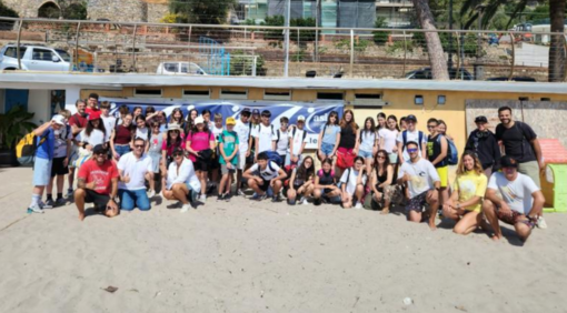 Surf Accademy |  oltre 150 studenti sulle onde dell’educazione ad Alassio