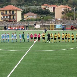 Calcio, Savona. La Juniores a Casale grazie al contributo dei genitori, la squadra non molla e pareggia al 95° contro i nerostellati Calcio, Savona. La Juniores a Casale grazie al contributo dei genitori, la squadra non molla e pareggia al 95° contro i nerostellati