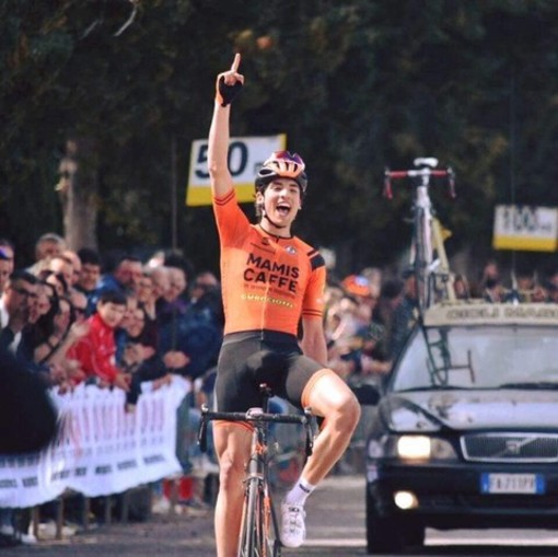 Il ciclista Samuele Manfredi non sarebbe più in pericolo di vita: si risveglia dal coma