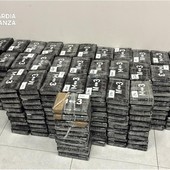 340 chili di cocaina nascosti in un container: sequestro al porto di Vado (VIDEO)