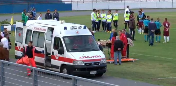 Calcio Dilettantistico. Dalla Serie D ai campionati giovanili ecco le disposizioni su medico sociale, ambulanza e defibrillatori Calcio Dilettantistico. Dalla Serie D ai campionati giovanili ecco le disposizioni su medico sociale, ambulanza e defibrillatori