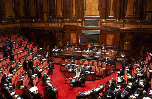 Calcio | I dilettanti in affanno. Si muove il Parlamento: "Premi alla formazione e ritorno del vincolo" Calcio | I dilettanti in affanno. Si muove il Parlamento: "Premi alla formazione e ritorno del vincolo"