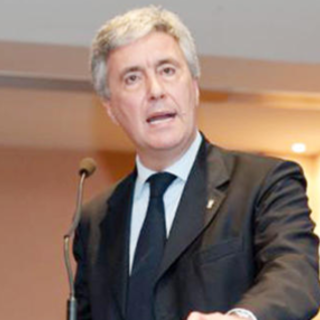 Calcio. Cosimo Sibilia si è dimesso dalla guida della LND: "C'era la possibilità che buona parte del Consiglio non avrebbe approvato il bilancio. Una vergogna"