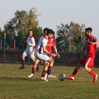 Calcio, Seconda Categoria. Potrebbe essere il giorno della festa per l'Albissole. Vadino di mattina, la San Francesco vuol rispondere alla Spotornese