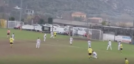 Calcio, Alassio FC. Ecco l'eurogol di Lupo, la sfida con l'Albenga è giallonera (VIDEO)