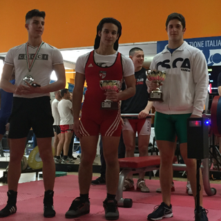 Distensione su panca: gi atleti savonesi Nicolino e Albrito tutti a podio