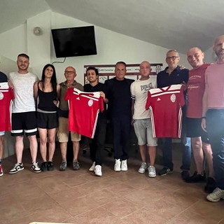 Calcio. Carcarese. Bovio e Di Noto al fianco di mister Battistel, ecco l'intero staff biancorosso Calcio. Carcarese. Bovio e Di Noto al fianco di mister Battistel, ecco l'intero staff biancorosso