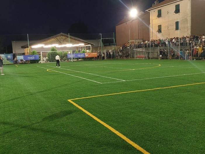 Stella, inaugurato il nuovo campo sportivo a San Bernardo intitolato a Silvio Perazzo Stella, inaugurato il nuovo campo sportivo a San Bernardo intitolato a Silvio Perazzo