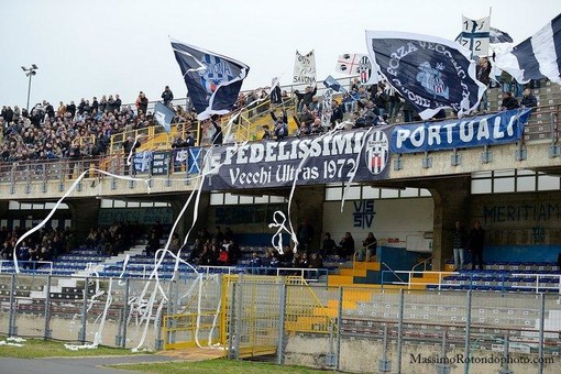 Calcio, Savona. I tifosi precisano: "Nessun gemellaggio con il Sestri Levante" Calcio, Savona. I tifosi precisano: "Nessun gemellaggio con il Sestri Levante"