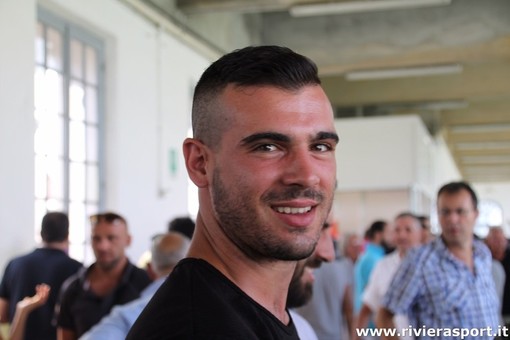 Calcio. La legge dell'ex fa tremare la Juventus: nel Genoa a segno Stefano Sturaro Calcio. La legge dell'ex fa tremare la Juventus: nel Genoa a segno Stefano Sturaro