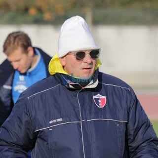 Calcio. Vado, la sfida con il Borgosesia mette in palio altri punti preziosi in chiave salvezza. Tarabotto: "Il mercato? Arrivati giocatori importanti per la nostra idea di calcio, ora bisogna amalgamare al meglio tutto il gruppo"