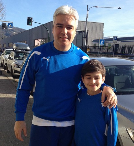 Tommaso insieme al papà Gabriele