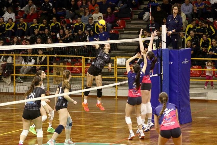 Volley giovanile, ad Alassio il Piemonte cala il tris nella giornata finale del 26° Torneo della Befana