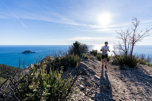 Albenga, domenica 18 gennaio torna il "Trail della Gallinara": si va verso il sold out