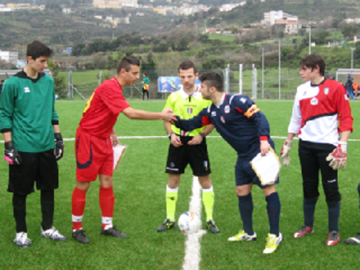 Calcio: a Pietra Ligure prove generali per la Rappresentativa 99 Calcio: a Pietra Ligure prove generali per la Rappresentativa 99