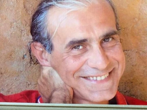 Finale, a soli 58 anni si è improvvisamente spento il maestro di tennis Giorgio Monziani Finale, a soli 58 anni si è improvvisamente spento il maestro di tennis Giorgio Monziani