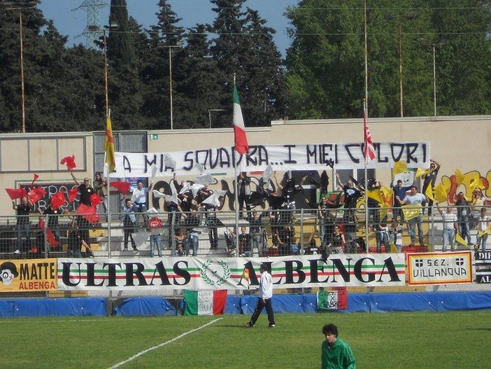 Calcio, Albenga-Santo Stefano 2005: i commenti e le interviste questa sera su Radio Onda Ligure 101 Calcio, Albenga-Santo Stefano 2005: i commenti e le interviste questa sera su Radio Onda Ligure 101