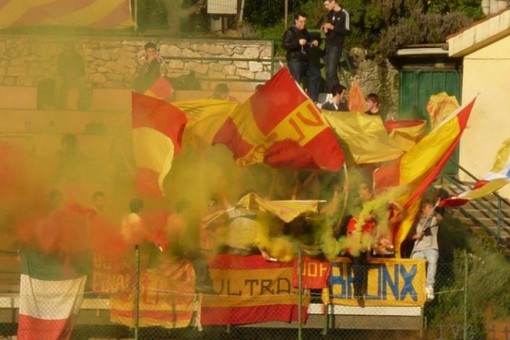 Calciomercato, Finale: gli Ultras sognano il ritorno di Capra Calciomercato, Finale: gli Ultras sognano il ritorno di Capra