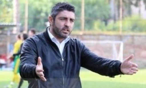 CALCIO. ECCELLENZA: VALENTINO PAPA E' IL NUOVO TECNICO DELL'IMPERIA