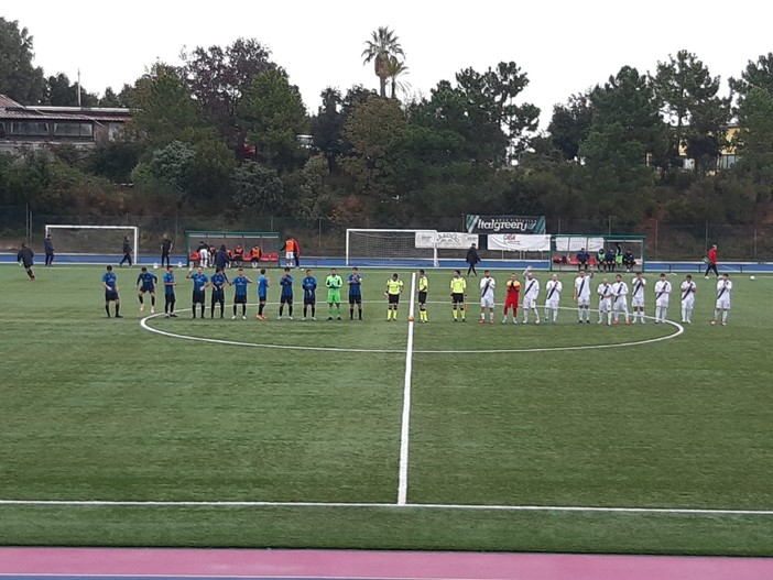 Calcio. Varazze-Albenga, succede tutto in avvio: Patrone e Saiu in gol, all'Olmo-Ferro finisce 1-1 Calcio. Varazze-Albenga, succede tutto in avvio: Patrone e Saiu in gol, all'Olmo-Ferro finisce 1-1
