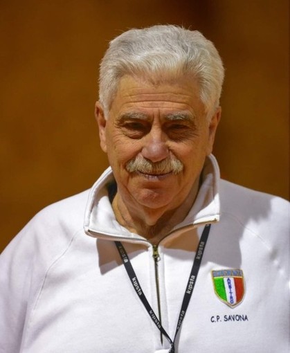 Savona piange la scomparsa dello storico vigile e arbitro Antonio "Tommy" De Luca Savona piange la scomparsa dello storico vigile e arbitro Antonio "Tommy" De Luca