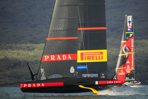 America's Cup: rinviate le regate per almeno due giorni, nella migliore delle ipotesi Luna Rossa e Te Rehutai si sfideranno dal 10 marzo