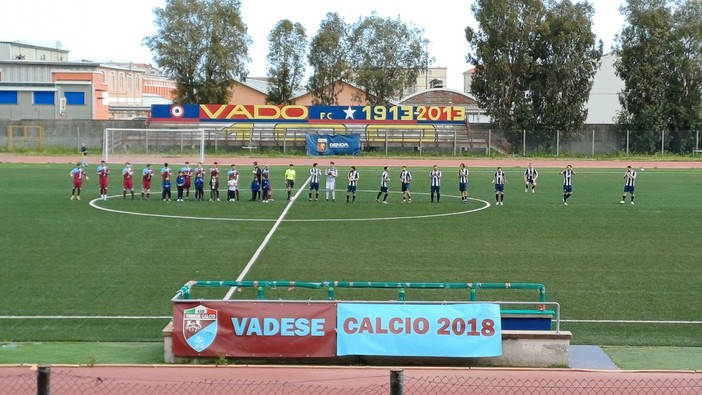 Calcio. Prima Categoria B. Un gol di Romano qualifica Città di Savona e Vadese ai playoff, al "Chittolina" è 1-0 per i biancoblu Calcio. Prima Categoria B. Un gol di Romano qualifica Città di Savona e Vadese ai playoff, al "Chittolina" è 1-0 per i biancoblu