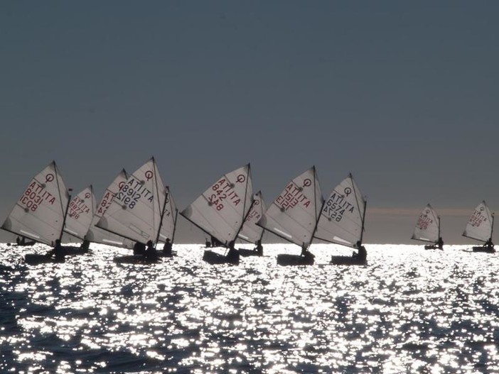 Vela: VII Memorial “Angela Lupi” fra bonaccia e tramontana Vela: VII Memorial “Angela Lupi” fra bonaccia e tramontana