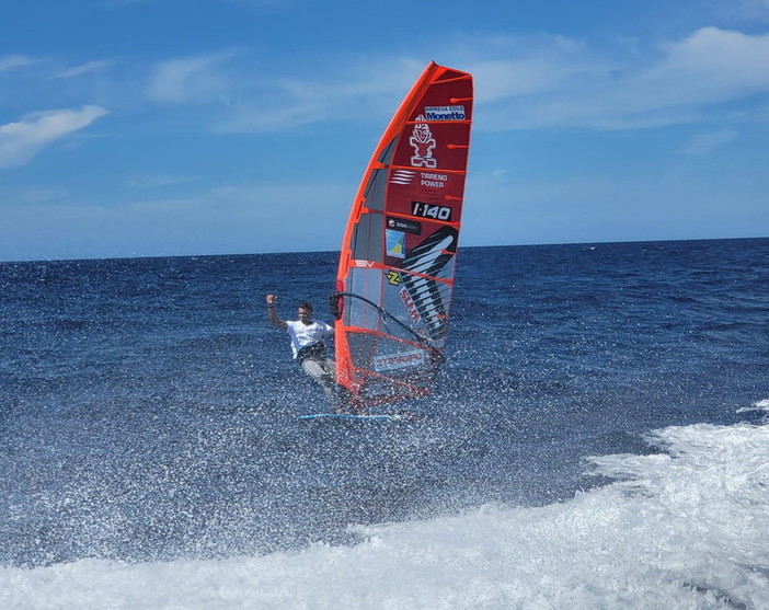 Windsurf. Matteo Iachino si conferma ad altissimi livelli, il campione savonese è vicecampione mondiale Windsurf. Matteo Iachino si conferma ad altissimi livelli, il campione savonese è vicecampione mondiale