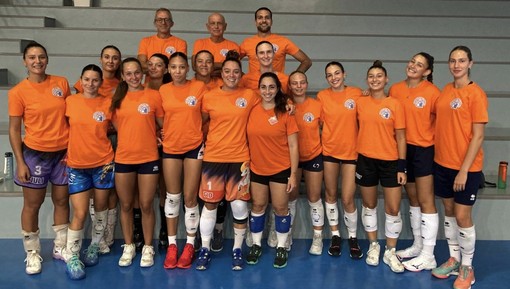 Volley femminile. L'Iglina Albisola è la quarta stagione in B2, ufficializzato il roster di coach Pastorino