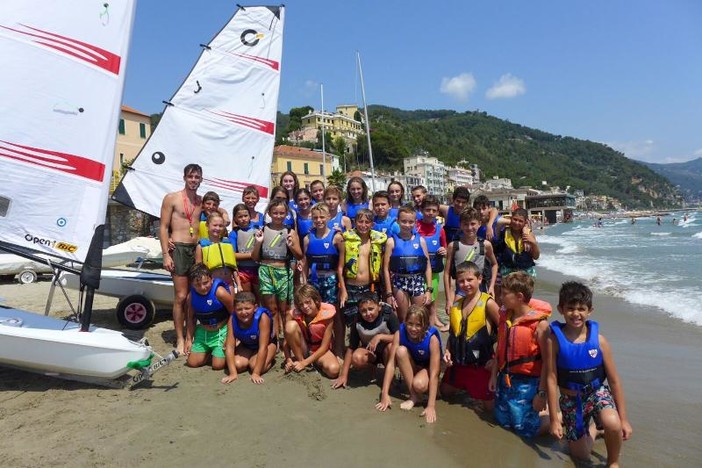 Vela: pollice alto per il primo corso mensile dell'associazione Aquilia Vela: pollice alto per il primo corso mensile dell'associazione Aquilia