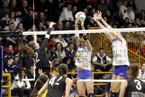 Alassio riabbraccia il grande volley, il 2 gennaio scatta il 26° Torneo della Befana Alassio riabbraccia il grande volley, il 2 gennaio scatta il 26° Torneo della Befana