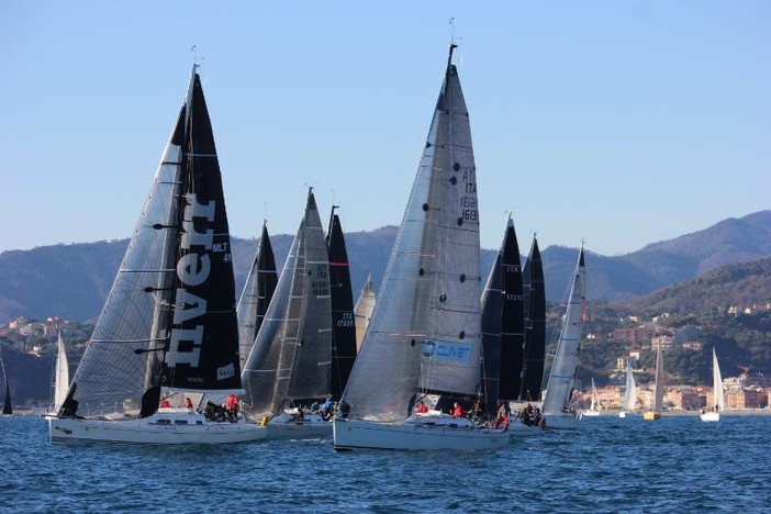 Varazze Club Nautico, arriva la veleggiata "Un mare divino e di vele" Varazze Club Nautico, arriva la veleggiata "Un mare divino e di vele"