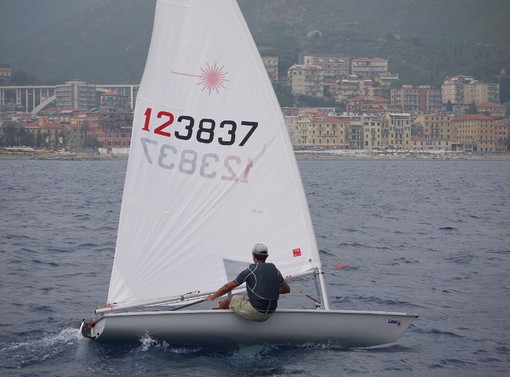 Vela. A Varazze torna domenica la Coppa Stefano Neri Vela. A Varazze torna domenica la Coppa Stefano Neri