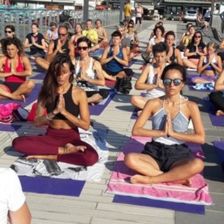 Alassio, un'estate di Free Yoga: yoga gratuito per tutti